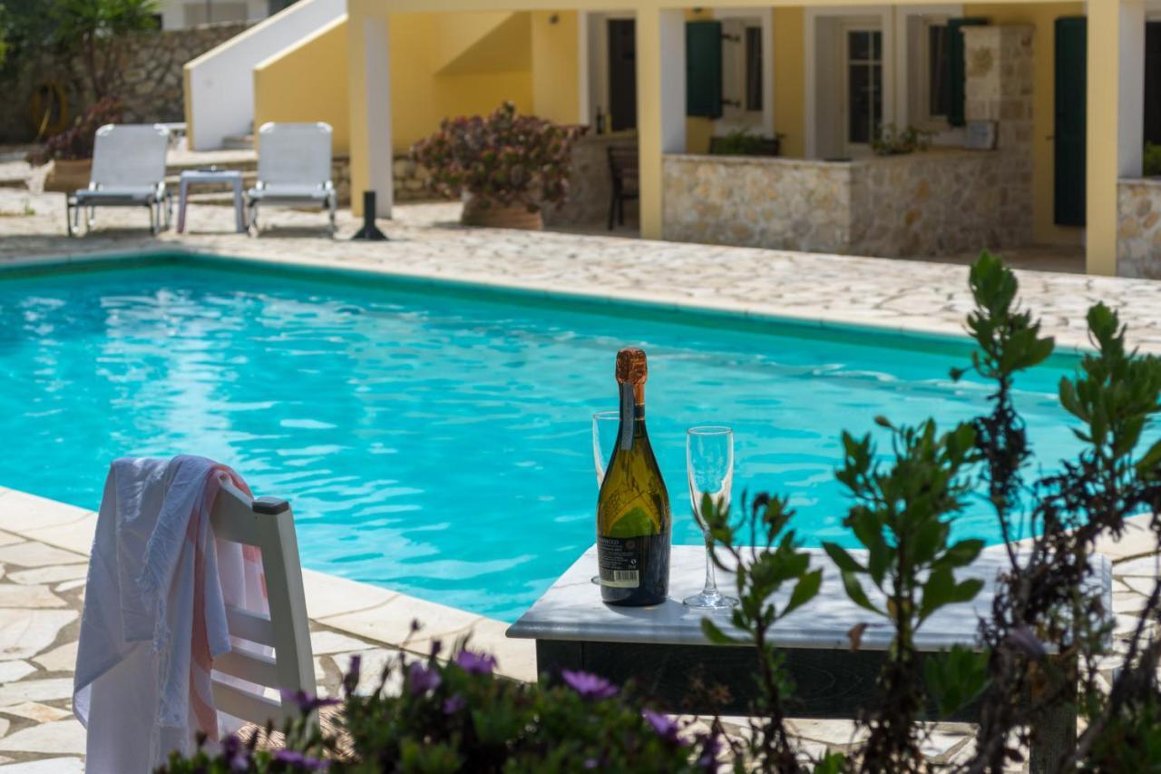Villa Elaia Suites & Apartments No.2 Gaios Buitenkant foto